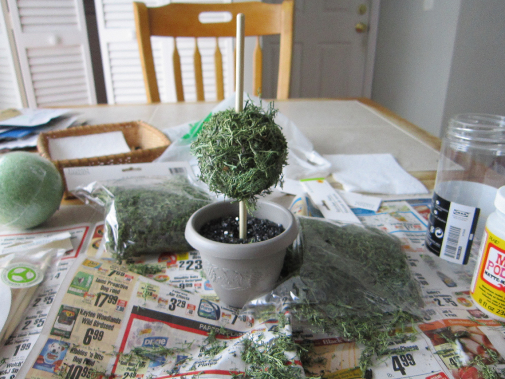 How To Make Moss Ball Topiaries - Cottage On Bunker Hill