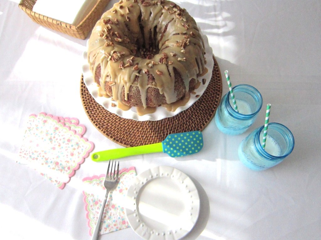 apple bundt cake