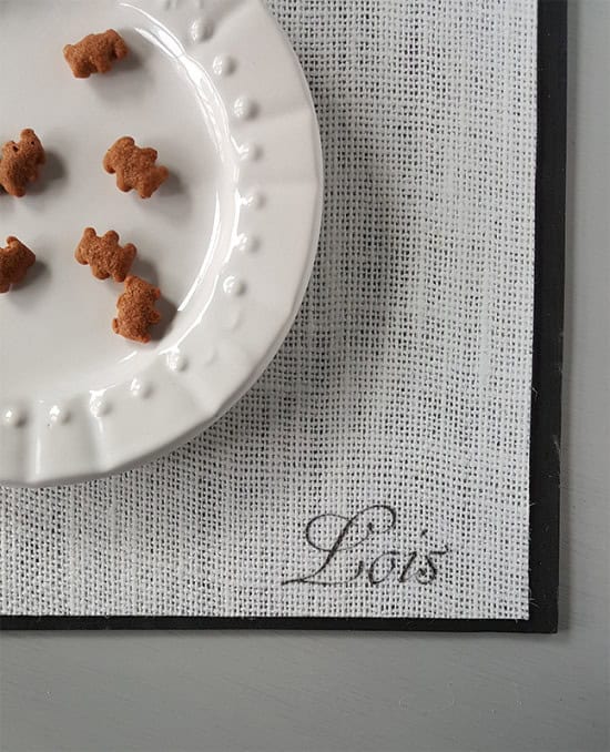 Personalized Pet Food Mat DIY