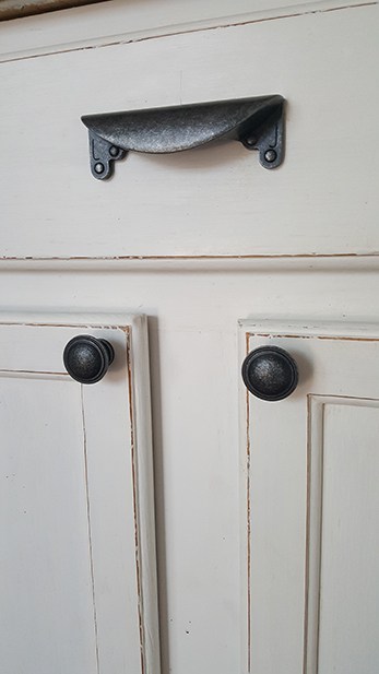 cabinet hardware