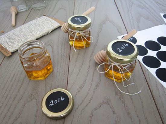 How to Graduation Party Favors DIY