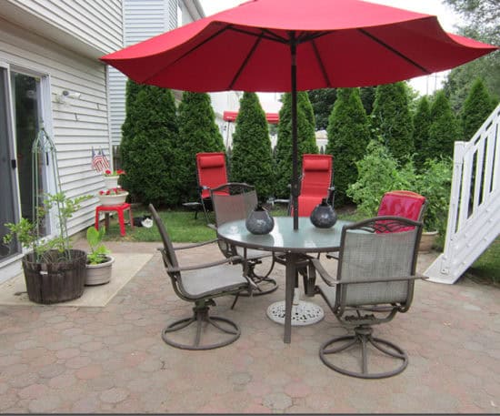 back yard paver patio