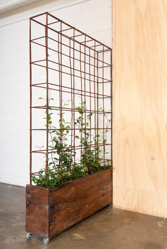 creative upcycles planter diving wall with reclaimed wood
