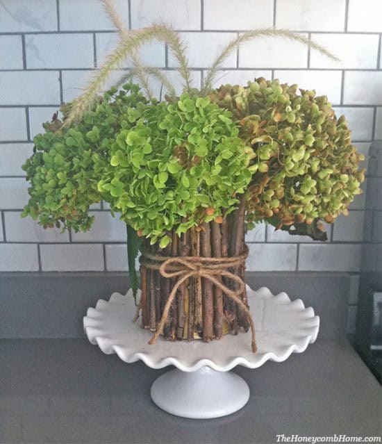 dried-hydrangeas-rustic-vase