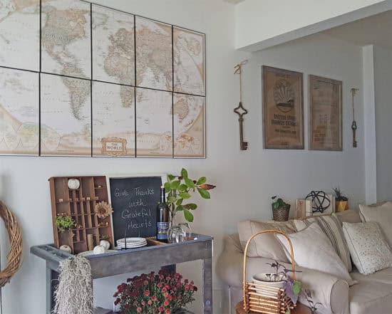 diy-wall-decor-ideas-framed-map-and-burlap-sacks