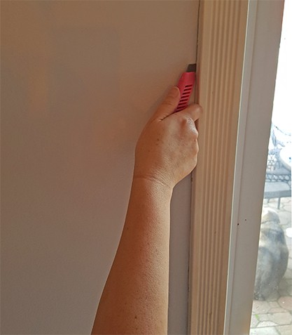How to remove moldings