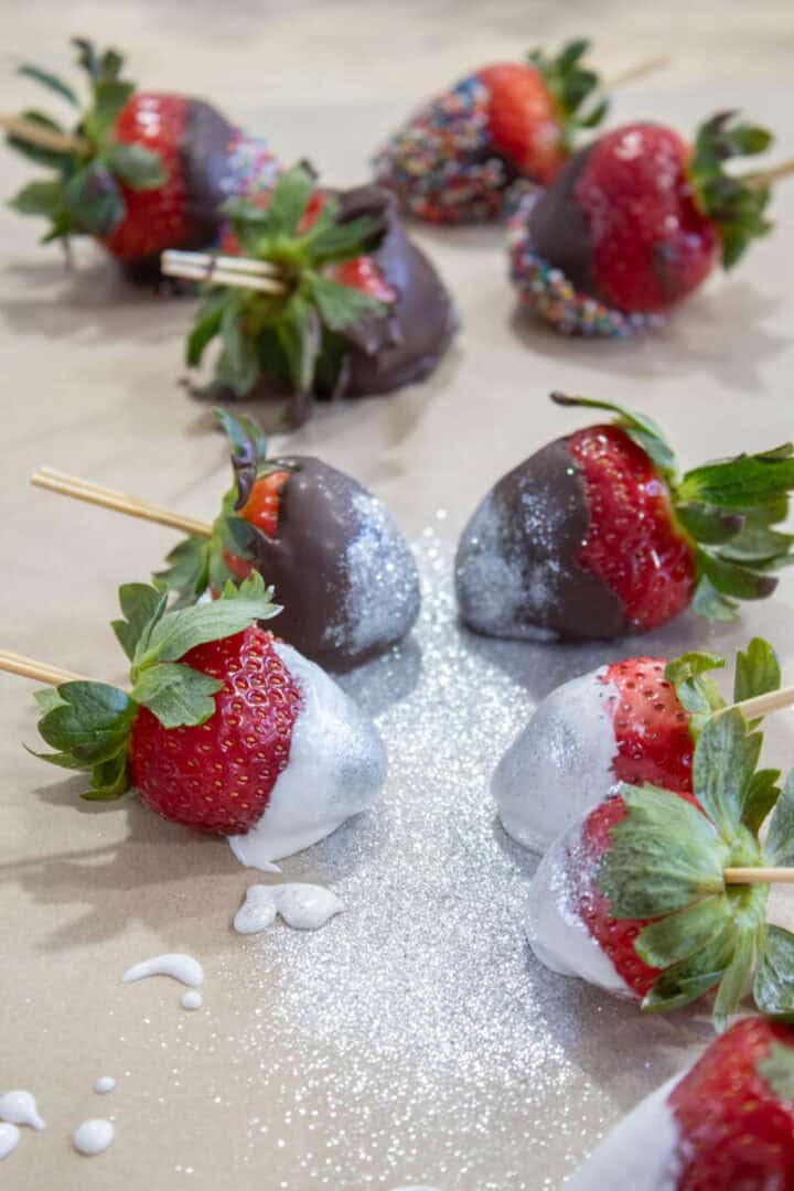 festive champagne desserts for holiday parties