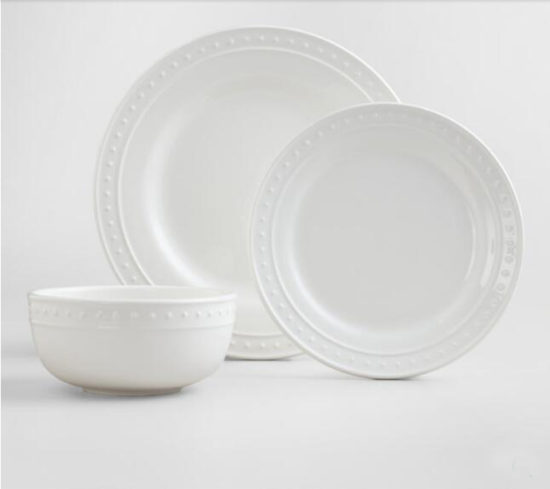 Nantucket white dishes for entertaining, dinner party ideas