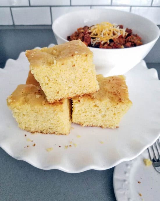 Homemade Cornbread Recipe - The Honeycomb Home