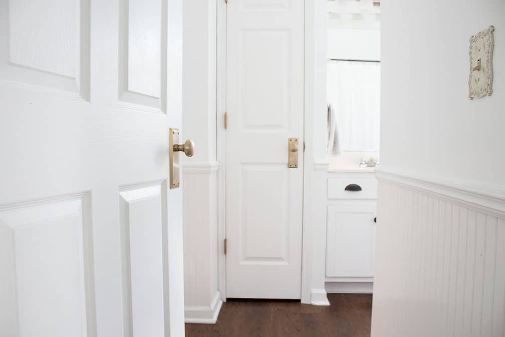 How to: removing paint from hinges, making hinges match doorknobs. Paint stripper for metal