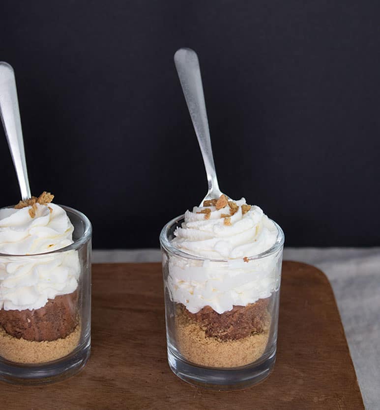 Chocolate Cheesecake Dessert Shooters - The Honeycomb Home