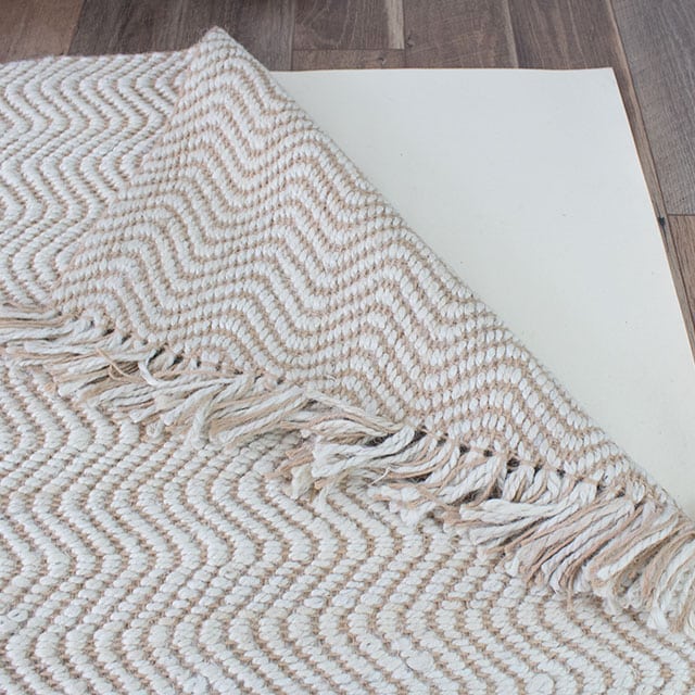 Non slip rug pad for hardwood or vinyl floors