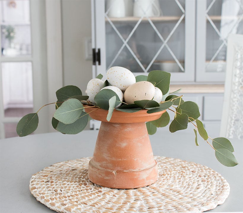 Simple-and-quick-Easter-centerpiece-ideas