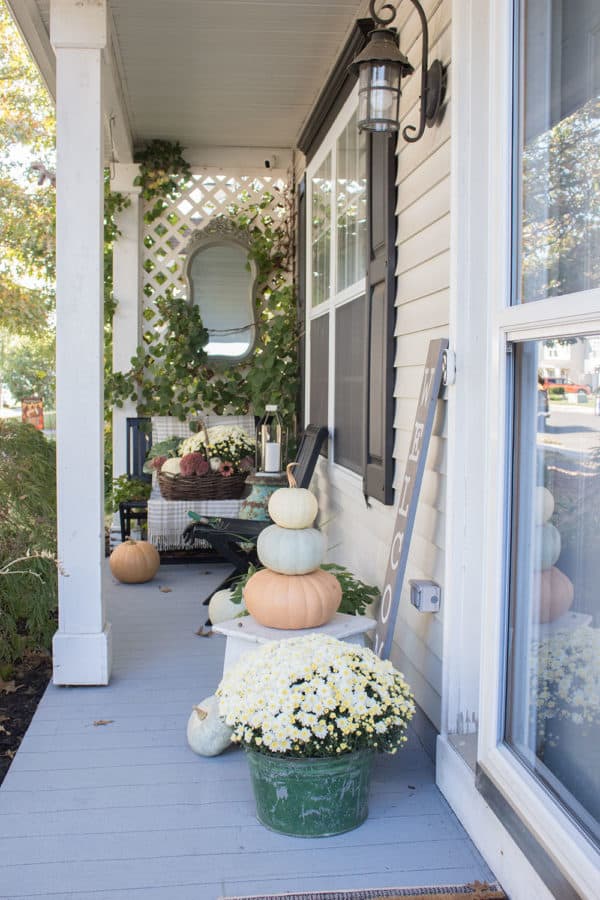 small front porch decorating for fall