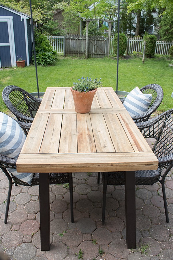 how-to-restore-wooden-outdoor-furniture-the-honeycomb-home