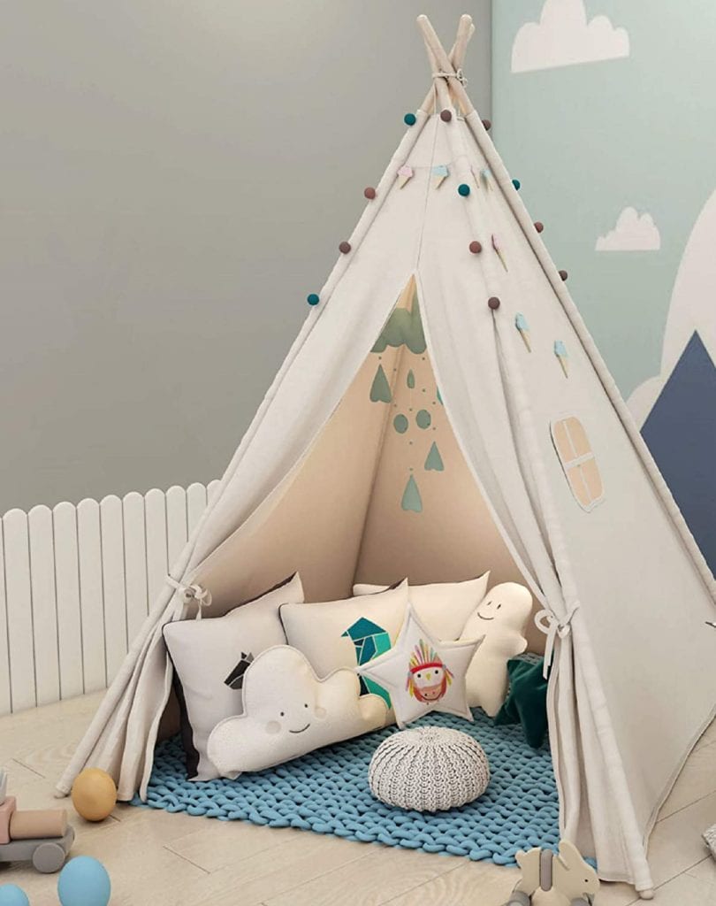 this teepee tent makes a great gift ideas for kids