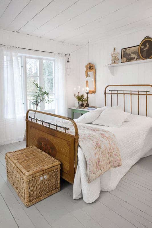 cottage style bedroom