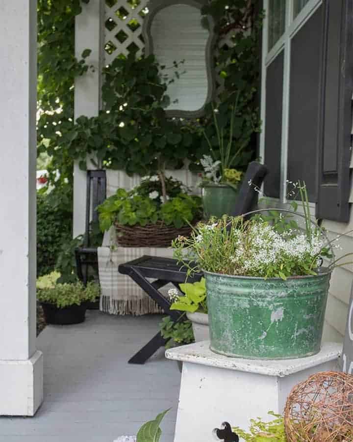 Steal My Small Front Porch Ideas On A Budget - The Honeycomb Home