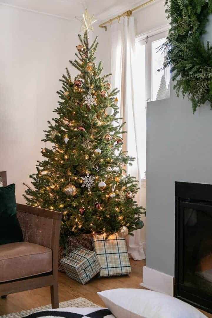 Christmas tree with minimal decorations