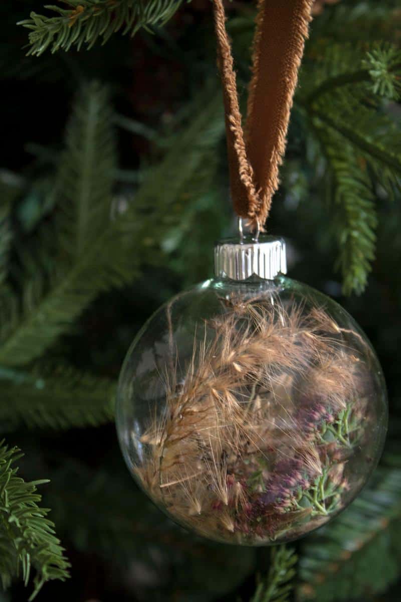 DIY Christmas Tree Fillers - The Honeycomb Home
