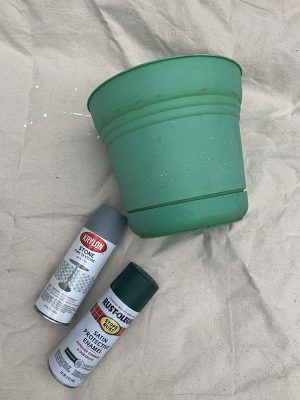 Painting Plastic Pots To Look Like Cement - The Honeycomb Home