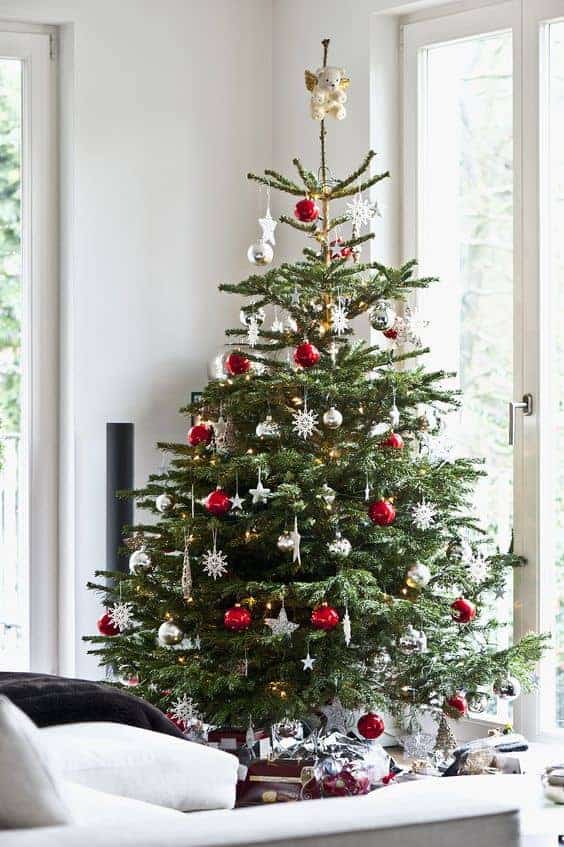 simple Christmas trees
