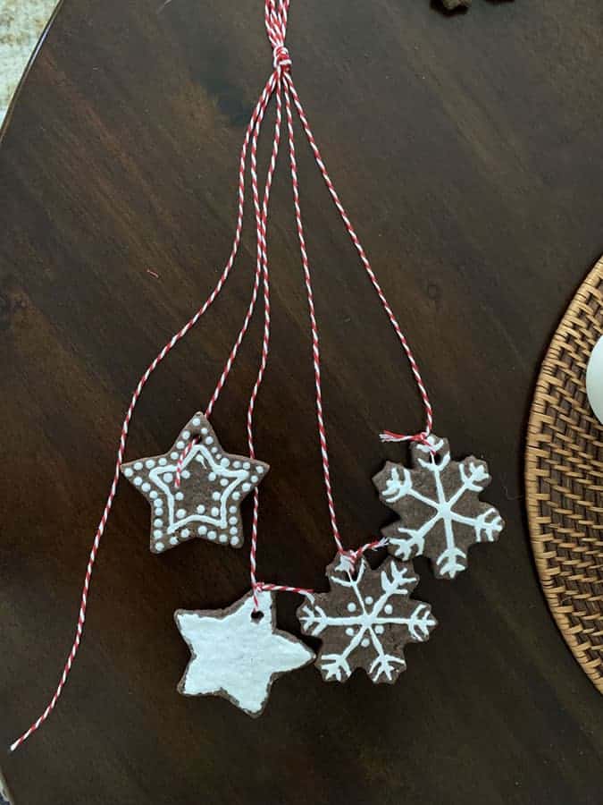 gingerbread-ornament-decorations-how-to