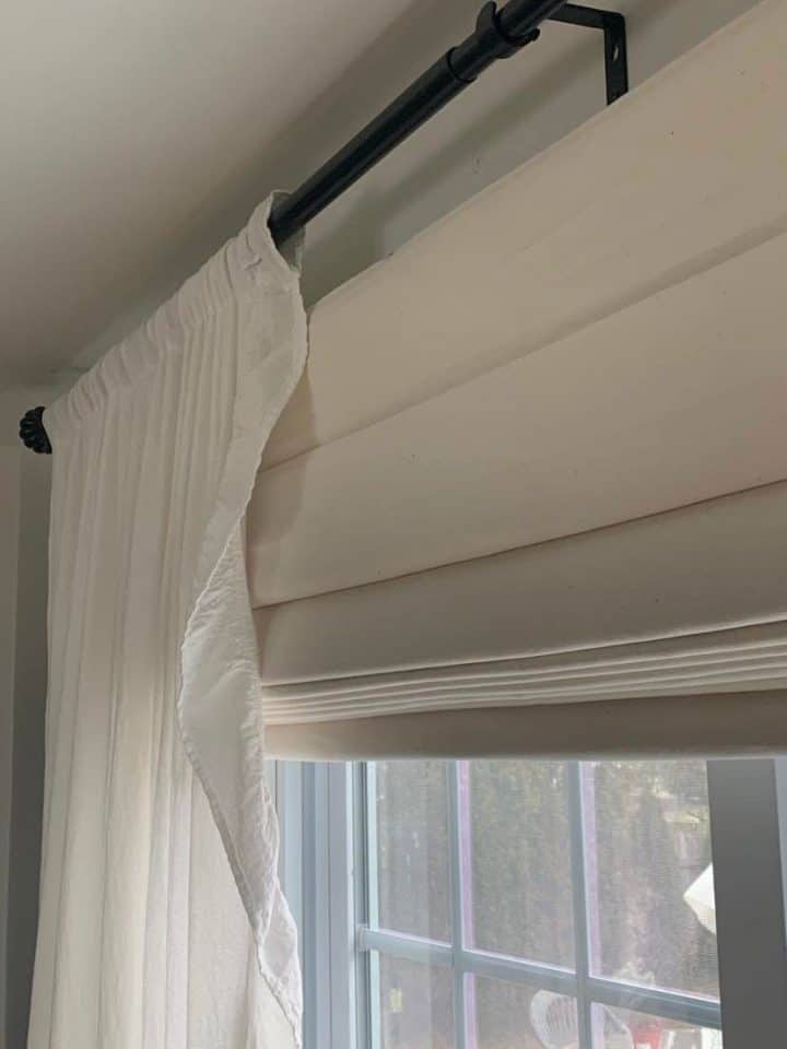 roman-blinds-with-curtains