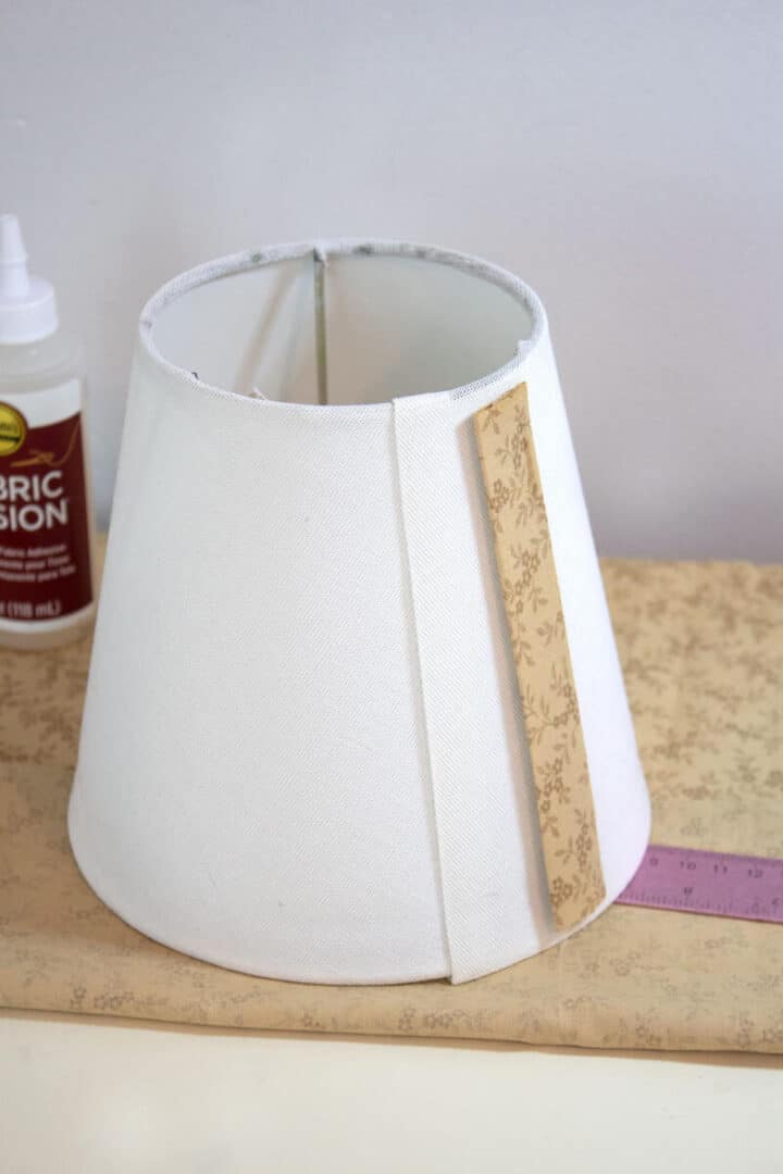 DIY fabric-pleated-lampshade