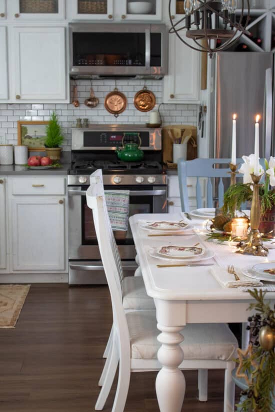 Christmas Centerpiece - The Honeycomb Home
