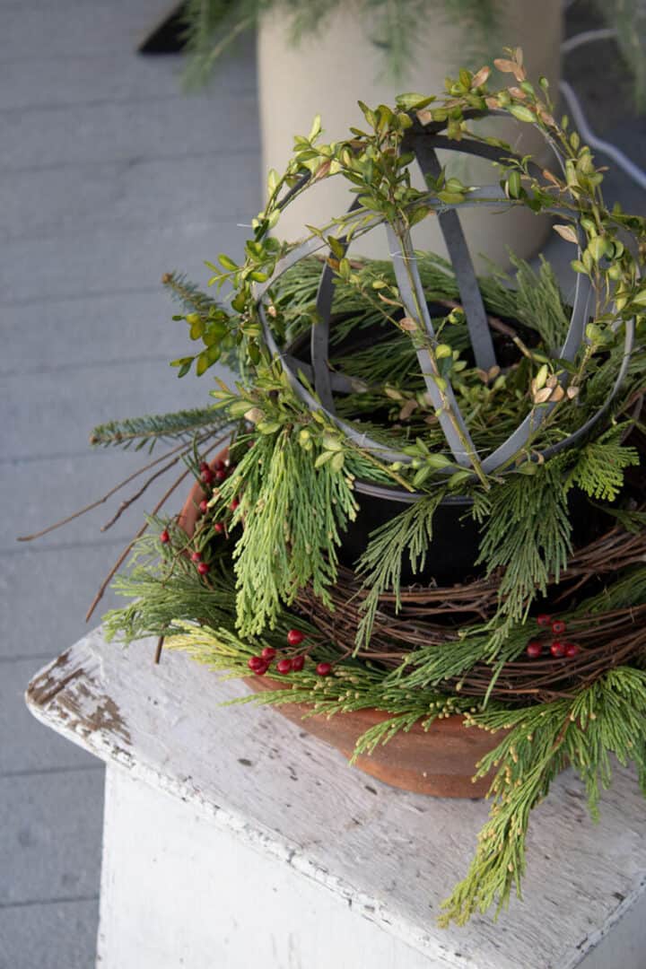 Christmas-planter-diy