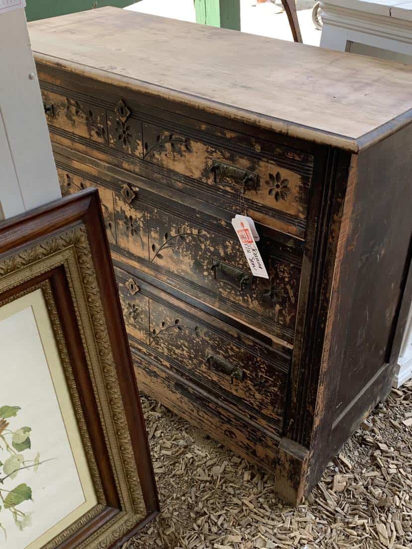 The Lucketts Antique Market In VA The Home