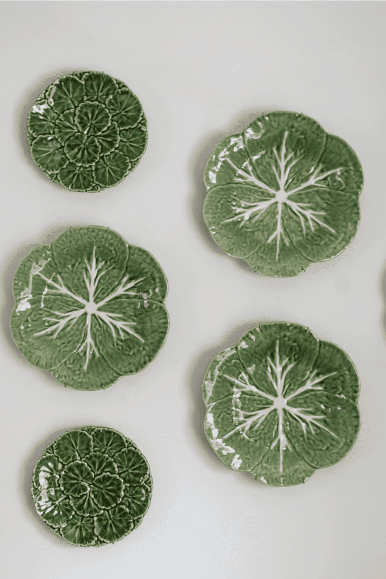 Easy-To-Install Plate Display Wall - The Honeycomb Home