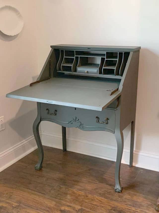antique-desk-makeover-after