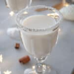 winter-wonderland-martini-Christmas-drink-1