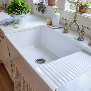 FI-Vintage-Drainboard-Kitchen-Sink-The-Honeycomb-Home