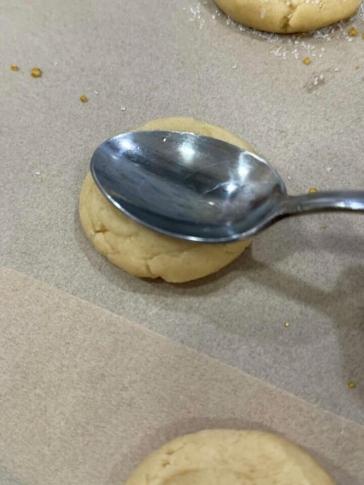 how-to-shape-sugar-cookies