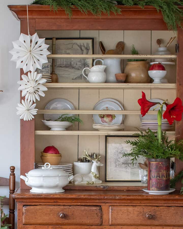 simple-natural-Christmas-decorating-the-honeycomb-home