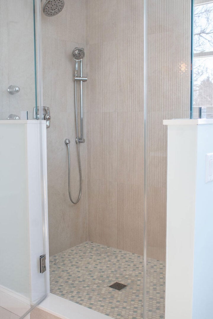 walk-in-shower-tile-ideas-for-a-modern-bathroom