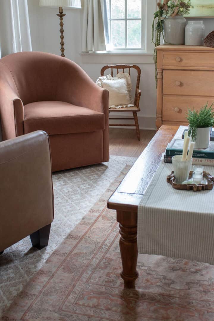 layered-rugs-in-living-room