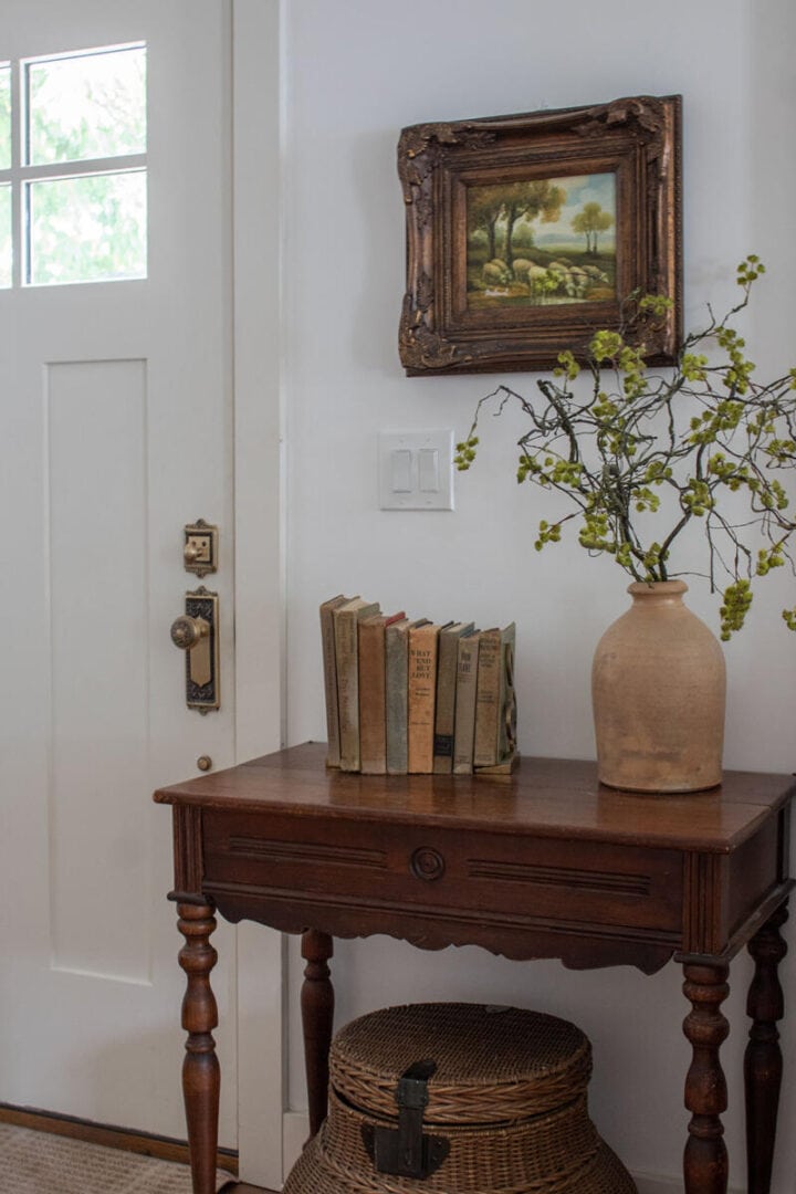 small-entry-way-ideas