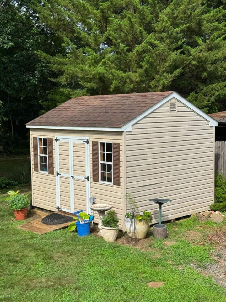 shed-before-painting