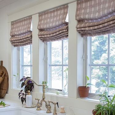 FI-Patterened-Roman-Blinds