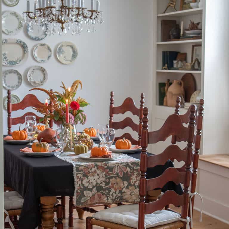 FI-warm-cozy-dining-room-table-setting-ideas-for-fall