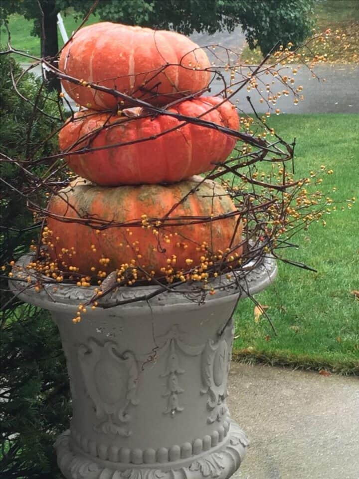 stacked pumpkin planter
